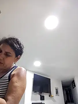 siri duque online show from February 26, 2025, 1:32 am