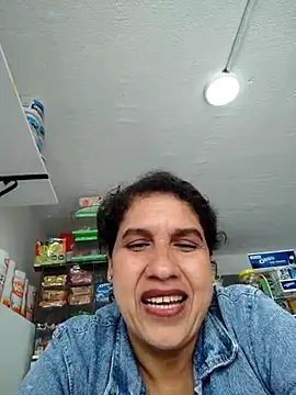 siri duque online show from February 28, 2025, 2:20 pm