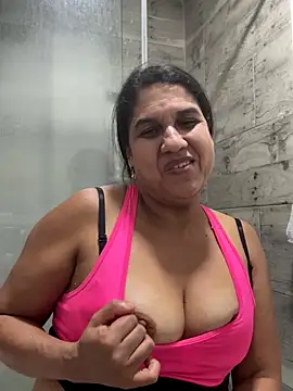 siri duque online show from November 4, 2025, 3:38 am