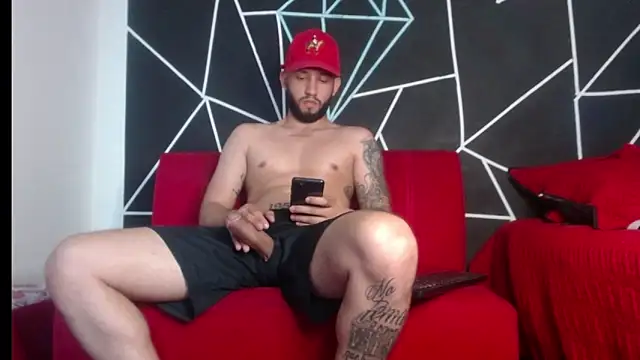 Snapshot of maxXximo777 chatting on December 20, 2024, 10:32 pm maxXximo777 online show from December 20, 2024, 10:32 pm