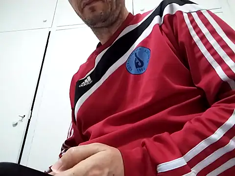 Snapshot of kopgelhadi chatting on February 16, 2025, 8:44 pm kopgelhadi online show from February 16, 2025, 8:44 pm