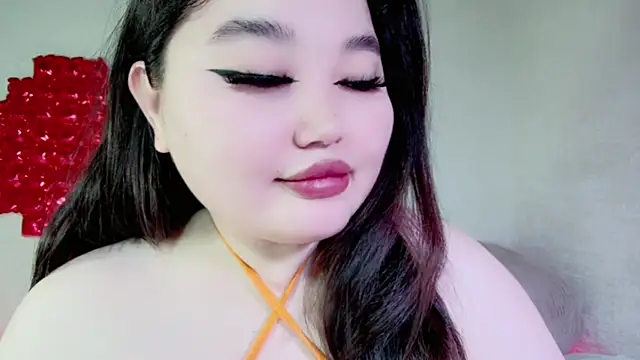 Snapshot of amina_moonlightt chatting on February 19, 2025, 3:28 am amina moonlightt online show from February 19, 2025, 3:28 am