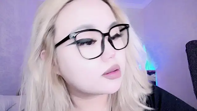 amelia sunlight online show from December 16, 2024, 12:26 am