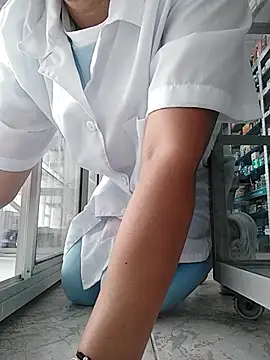 Megan jennerr online show from March 12, 2025, 7:06 pm