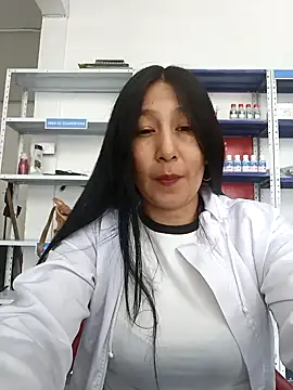 Megan jennerr online show from October 11, 2025, 7:01 pm