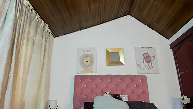 CelessteRedds online show from November 7, 2025, 11:21 am