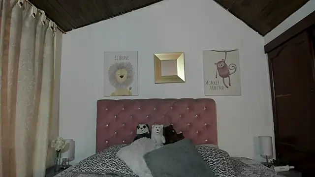 CelessteRedds online show from February 3, 2026, 11:37 am