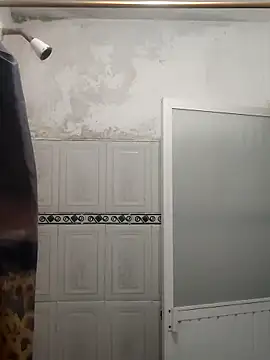 Slut Milf  online show from September 18, 2025, 5:26 pm