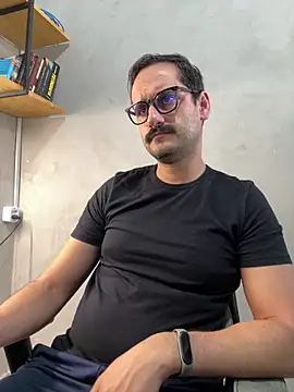 Snapshot of Superdad chatting on February 2, 2026, 5:00 pm Superdad online show from February 2, 2026, 5:00 pm