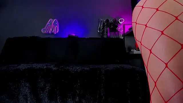 Snapshot of DelaneyStone chatting on December 19, 2025, 8:38 pm DelaneyStone online show from December 19, 2025, 8:38 pm