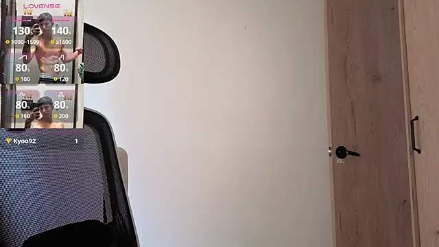 Snapshot of Cristopher23_ chatting on November 28, 2025, 6:21 pm Cristopher23 online show from November 28, 2025, 6:21 pm