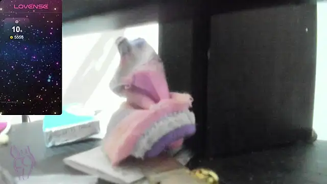 Snapshot of Lilybaudinx96 chatting on January 11, 2025, 8:21 pm Lilybaudinx96 online show from January 11, 2025, 8:21 pm