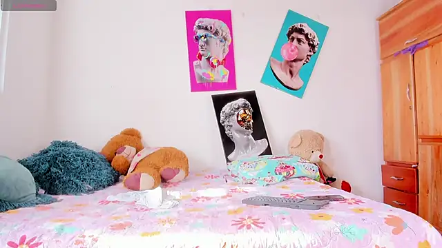 Snapshot of Lilybaudinx96 chatting on September 12, 2025, 8:53 pm Lilybaudinx96 online show from September 12, 2025, 8:53 pm