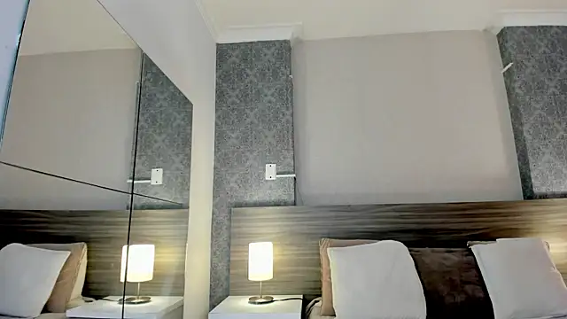 Mistyca online show from October 6, 2025, 10:45 am