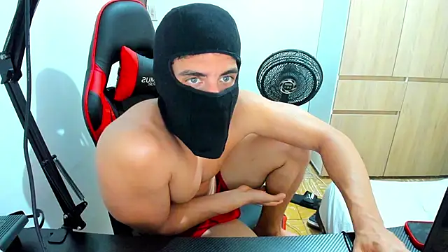 Snapshot of Calihotcaliente277 chatting on January 21, 2025, 2:48 pm Calihotcaliente277 online show from January 21, 2025, 2:48 pm