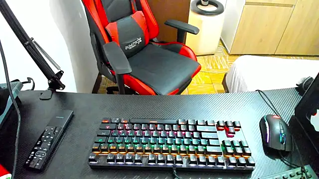 Snapshot of Calihotcaliente277 chatting on January 22, 2025, 1:21 pm Calihotcaliente277 online show from January 22, 2025, 1:21 pm