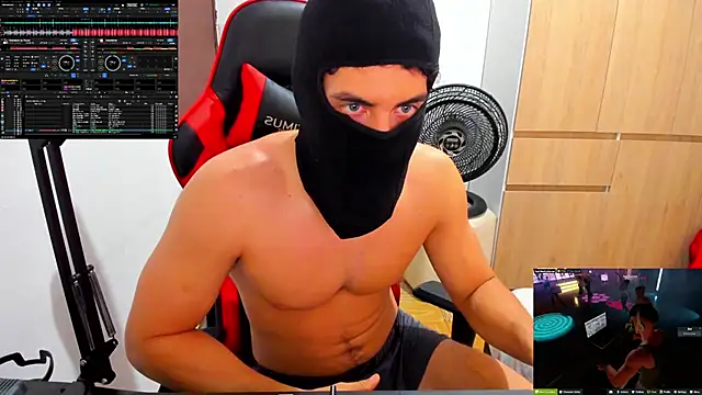 Snapshot of Calihotcaliente277 chatting on March 6, 2025, 1:03 pm Calihotcaliente277 online show from March 6, 2025, 1:03 pm