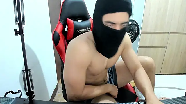 Snapshot of Calihotcaliente277 chatting on March 13, 2025, 12:35 pm Calihotcaliente277 online show from March 13, 2025, 12:35 pm