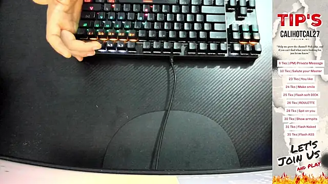 Snapshot of Calihotcaliente277 chatting on September 21, 2025, 10:39 am Calihotcaliente277 online show from September 21, 2025, 10:39 am