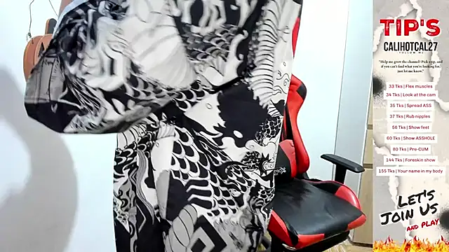 Snapshot of Calihotcaliente277 chatting on October 29, 2025, 12:07 pm Calihotcaliente277 online show from October 29, 2025, 12:07 pm