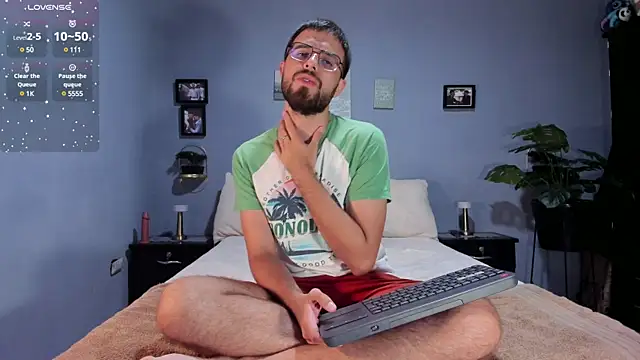 Snapshot of ETHAN_ADAM chatting on February 18, 2025, 11:52 pm ETHAN ADAM online show from February 18, 2025, 11:52 pm