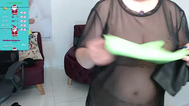 Snapshot of Serenay_ chatting on December 12, 2024, 2:00 pm Serenay online show from December 12, 2024, 2:00 pm