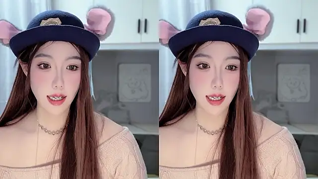 Snapshot of Natasha520 chatting on February 5, 2025, 5:42 pm Natasha520 online show from February 5, 2025, 5:42 pm