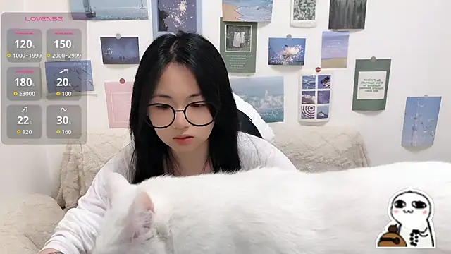 LiLiYbaby online show from March 17, 2026, 6:39 am