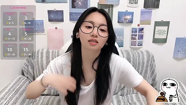 LiLiYbaby online show from March 24, 2026, 6:29 am