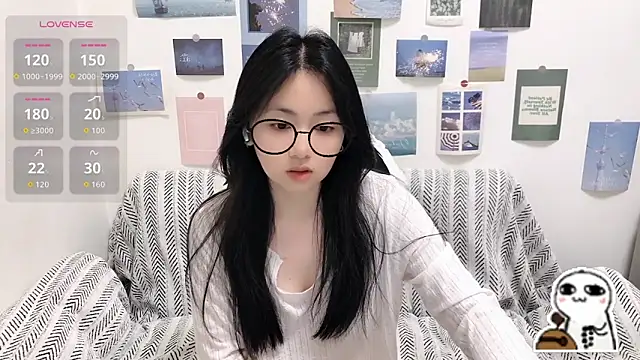 LiLiYbaby online show from June 5, 2026, 6:42 am