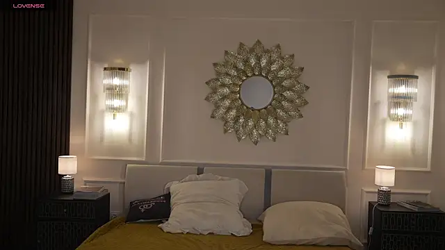Snapshot of Magnetic_Mia_ chatting on May 10, 2026, 10:59 pm Magnetic Mia online show from May 10, 2026, 10:59 pm