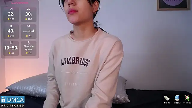 Snapshot of floriamANDjazmin chatting on January 23, 2025, 11:15 am floriamANDjazmin online show from January 23, 2025, 11:15 am