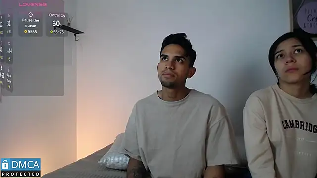 Snapshot of floriamANDjazmin chatting on January 24, 2025, 11:15 am floriamANDjazmin online show from January 24, 2025, 11:15 am