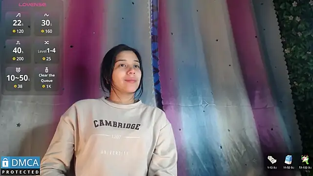 Snapshot of floriamANDjazmin chatting on February 1, 2025, 11:10 am floriamANDjazmin online show from February 1, 2025, 11:10 am