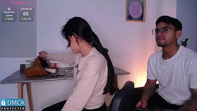 Snapshot of floriamANDjazmin chatting on February 13, 2025, 3:07 am floriamANDjazmin online show from February 13, 2025, 3:07 am