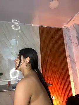 Snapshot of floriamANDjazmin chatting on October 2, 2025, 3:13 am floriamANDjazmin online show from October 2, 2025, 3:13 am