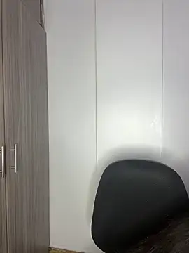 floriamANDjazmin online show from February 24, 2026, 6:28 pm