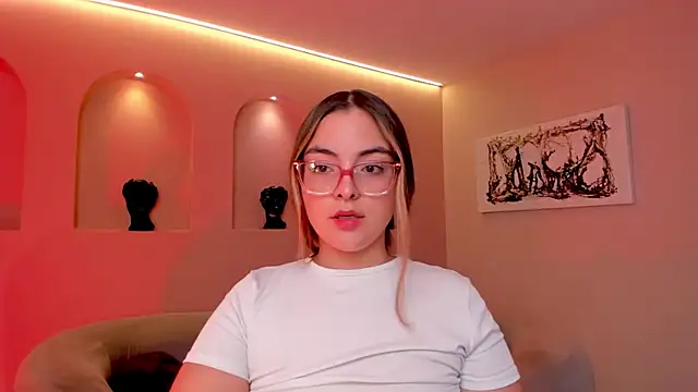Snapshot of AllisonRogersX chatting on June 3, 2026, 2:33 pm AllisonRogersX online show from June 3, 2026, 2:33 pm