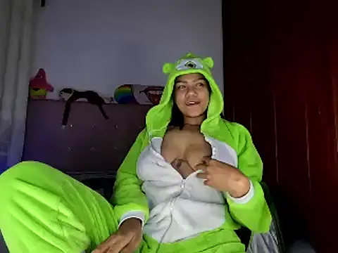 Ale xandra online show from March 15, 2025, 3:51 am