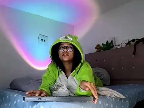 Ale xandra online show from November 20, 2025, 12:22 am