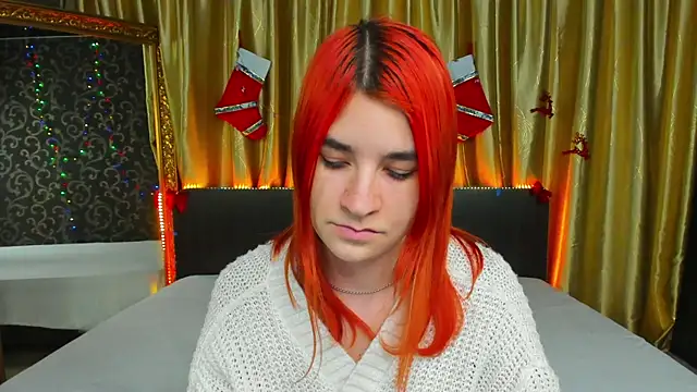  Polly Love  online show from January 24, 2025, 4:17 pm