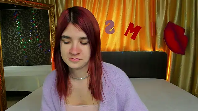  Polly Love  online show from February 12, 2025, 10:14 am