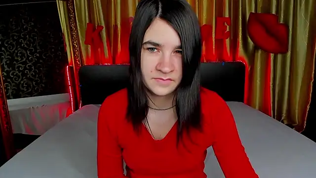  Polly Love  online show from February 25, 2026, 7:07 am