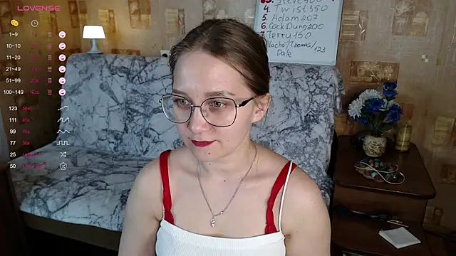 Snapshot of Miatiny chatting on December 7, 2024, 1:51 pm Miatiny online show from December 7, 2024, 1:51 pm