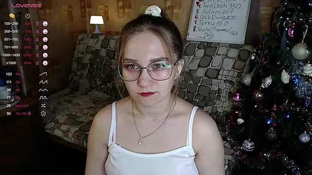 Snapshot of Miatiny chatting on December 14, 2024, 11:39 am Miatiny online show from December 14, 2024, 11:39 am