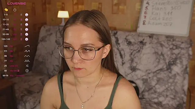 Snapshot of Miatiny chatting on January 22, 2025, 1:11 pm Miatiny online show from January 22, 2025, 1:11 pm