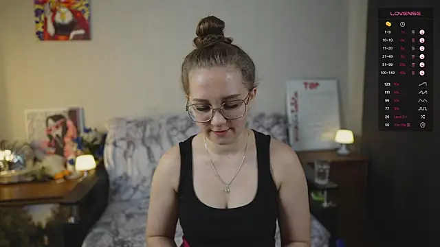 Snapshot of Miatiny chatting on September 25, 2025, 3:05 pm Miatiny online show from September 25, 2025, 3:05 pm