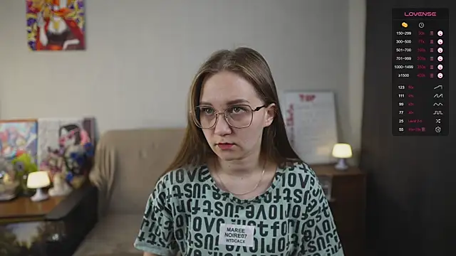 Snapshot of Miatiny chatting on October 25, 2025, 2:52 am Miatiny online show from October 25, 2025, 2:52 am