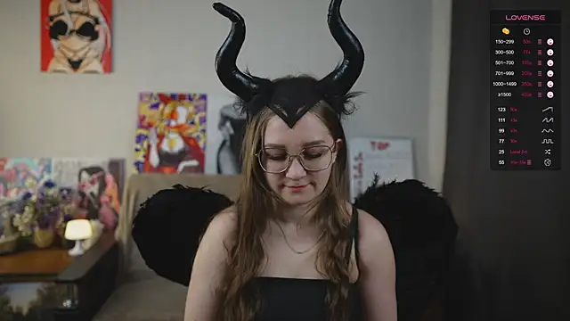 Snapshot of Miatiny chatting on November 6, 2025, 3:02 pm Miatiny online show from November 6, 2025, 3:02 pm