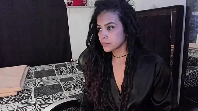 Snapshot of Moon_Sammy chatting on June 29, 2026, 2:17 pm Moon Sammy online show from June 29, 2026, 2:17 pm